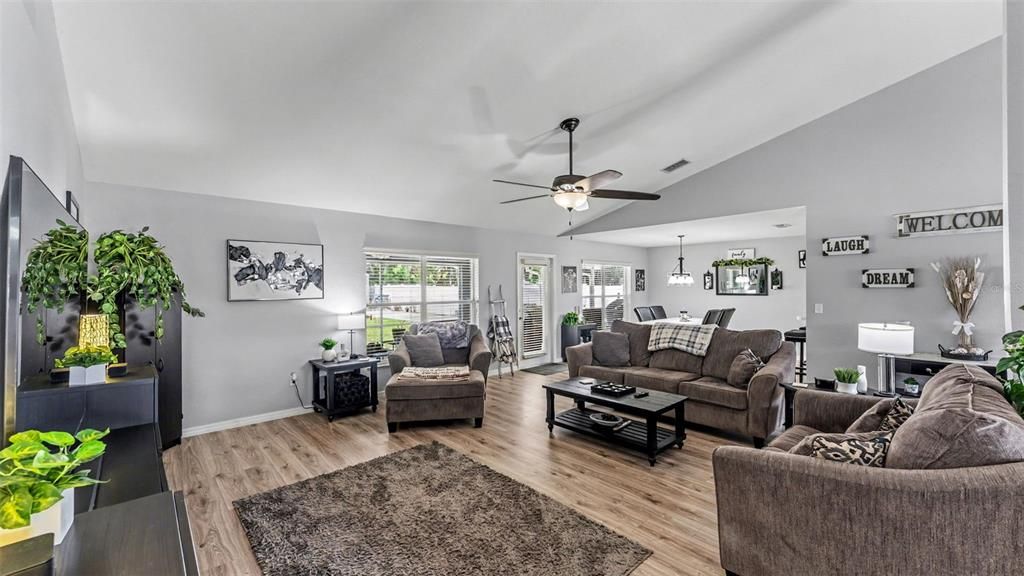 For Sale: $489,000 (4 beds, 3 baths, 3029 Square Feet)
