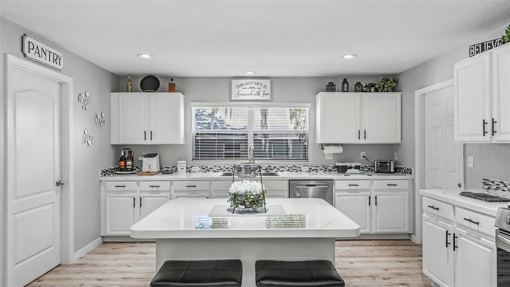 For Sale: $489,000 (4 beds, 3 baths, 3029 Square Feet)