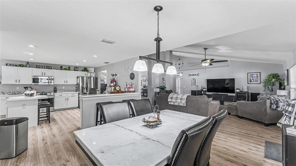 For Sale: $489,000 (4 beds, 3 baths, 3029 Square Feet)