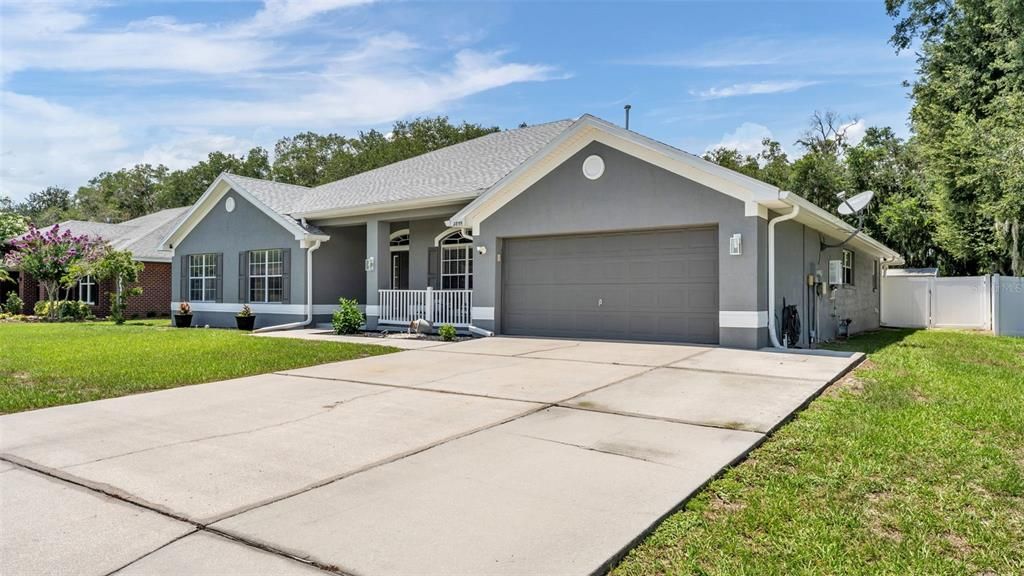 For Sale: $489,000 (4 beds, 3 baths, 3029 Square Feet)