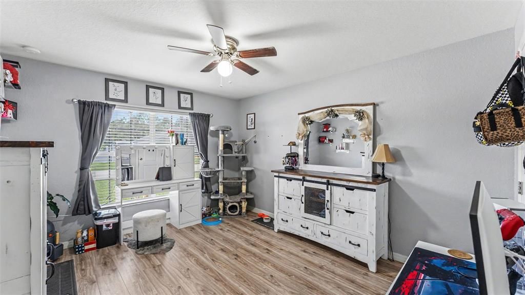 For Sale: $489,000 (4 beds, 3 baths, 3029 Square Feet)