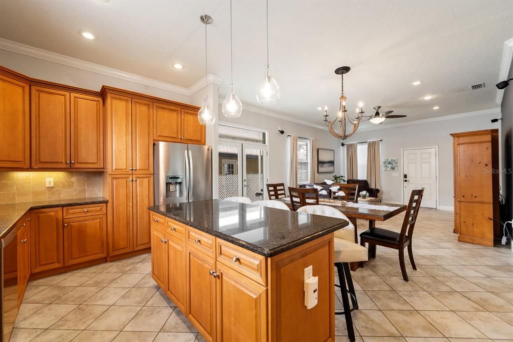For Sale: $619,000 (3 beds, 3 baths, 1548 Square Feet)