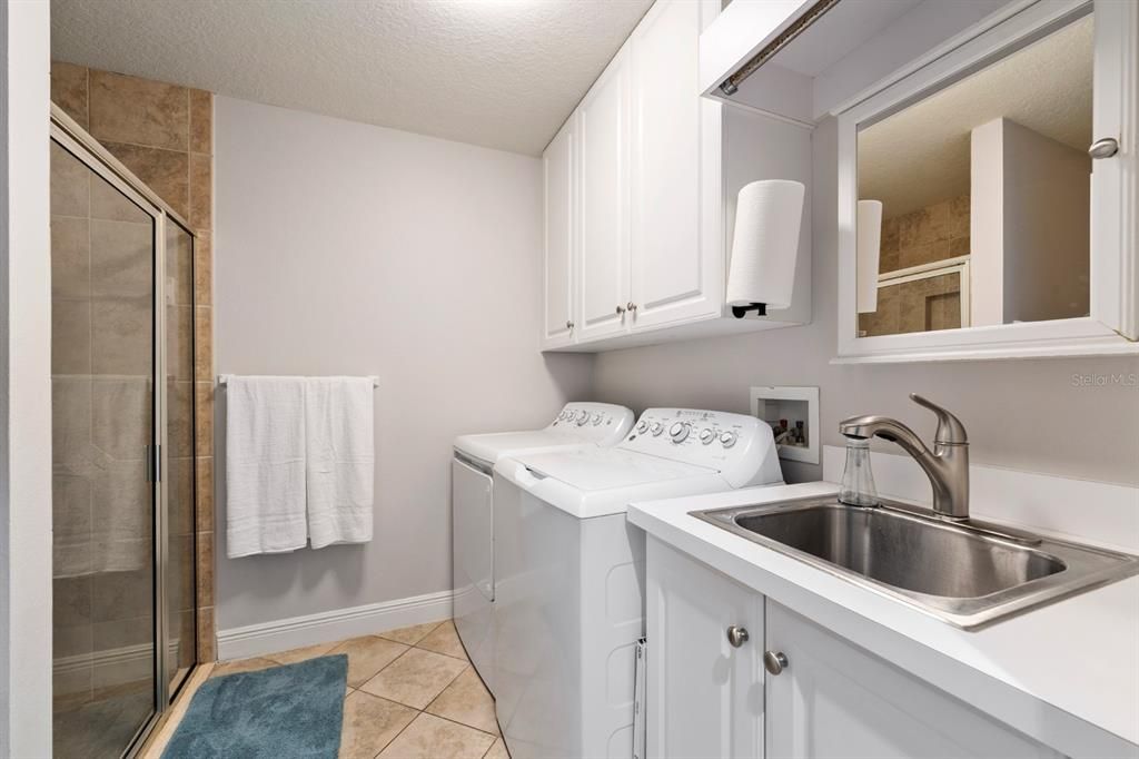 For Sale: $619,000 (3 beds, 3 baths, 1548 Square Feet)