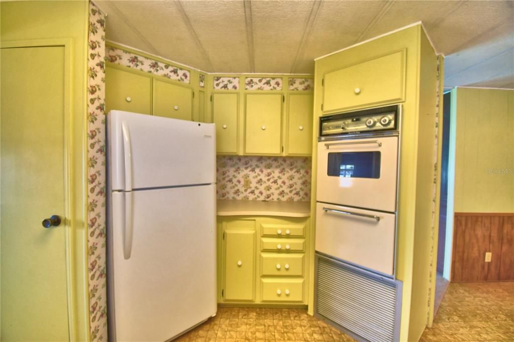 На продажу: $70,000 (2 спален, 2 ванн, 1200 Квадратных фут)