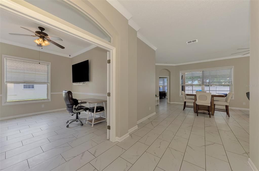 For Sale: $539,800 (4 beds, 2 baths, 2202 Square Feet)