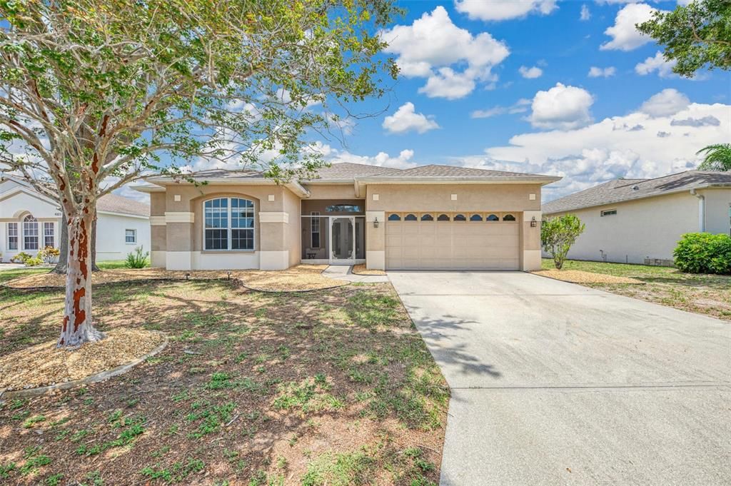 For Sale: $539,800 (4 beds, 2 baths, 2202 Square Feet)