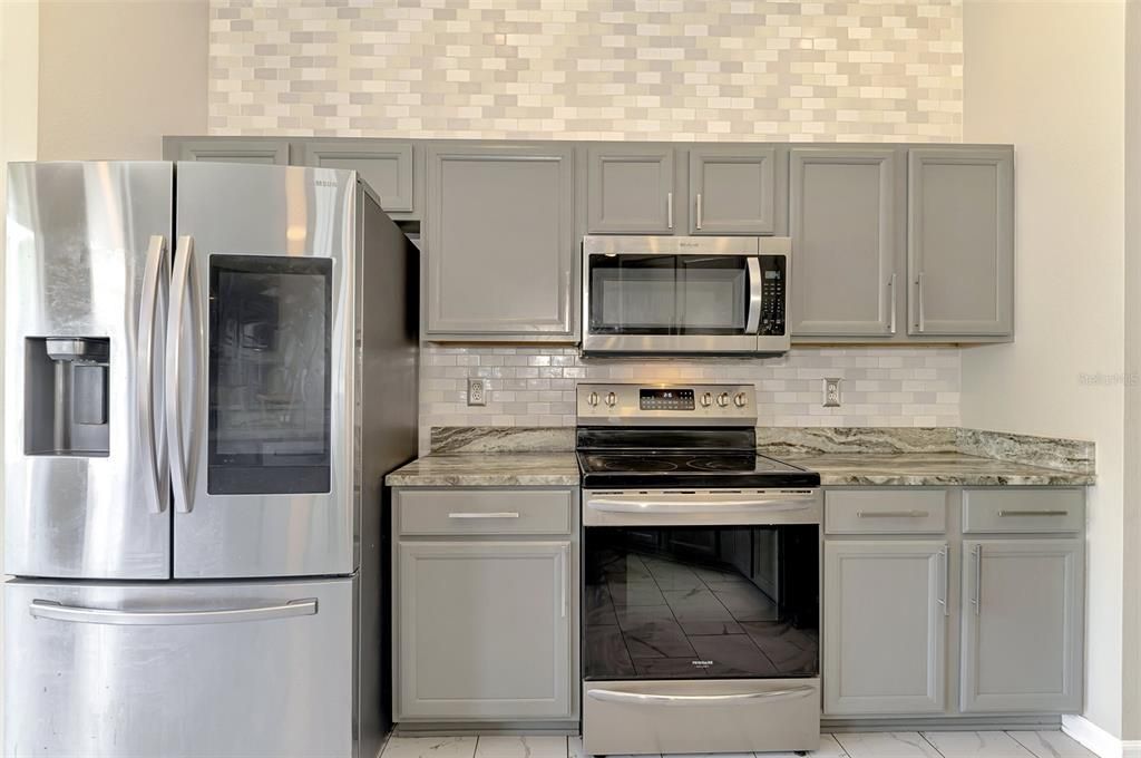 For Sale: $539,800 (4 beds, 2 baths, 2202 Square Feet)