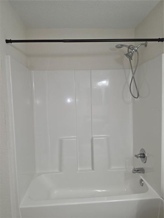 В аренду: $1,700 (3 спален, 2 ванн, 1376 Квадратных фут)