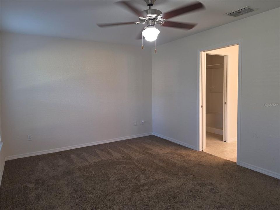 В аренду: $1,700 (3 спален, 2 ванн, 1376 Квадратных фут)