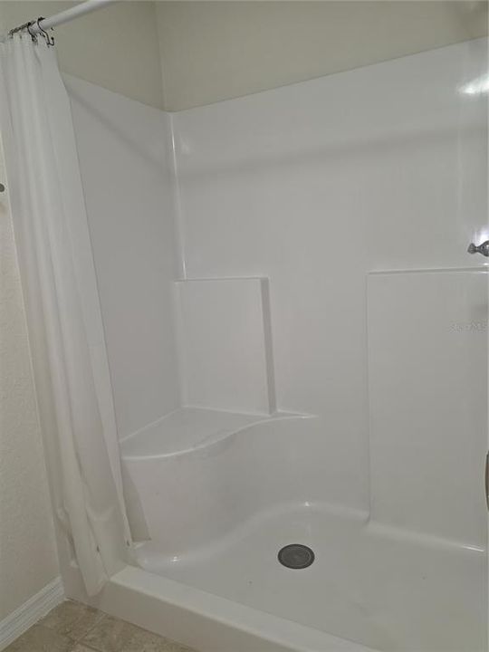 В аренду: $1,700 (3 спален, 2 ванн, 1376 Квадратных фут)