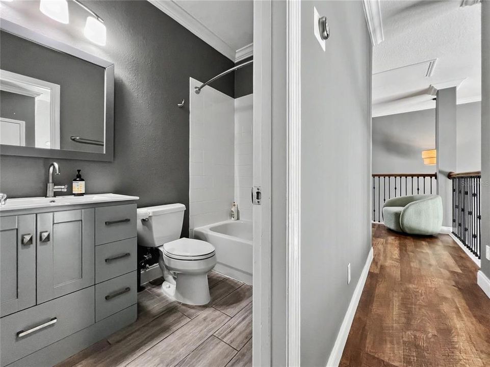 На продажу: $995,000 (3 спален, 2 ванн, 2077 Квадратных фут)