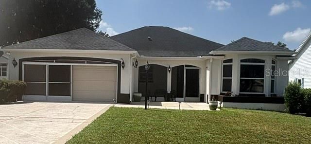 En Venta: $434,000 (3 camas, 2 baños, 1976 Pies cuadrados)