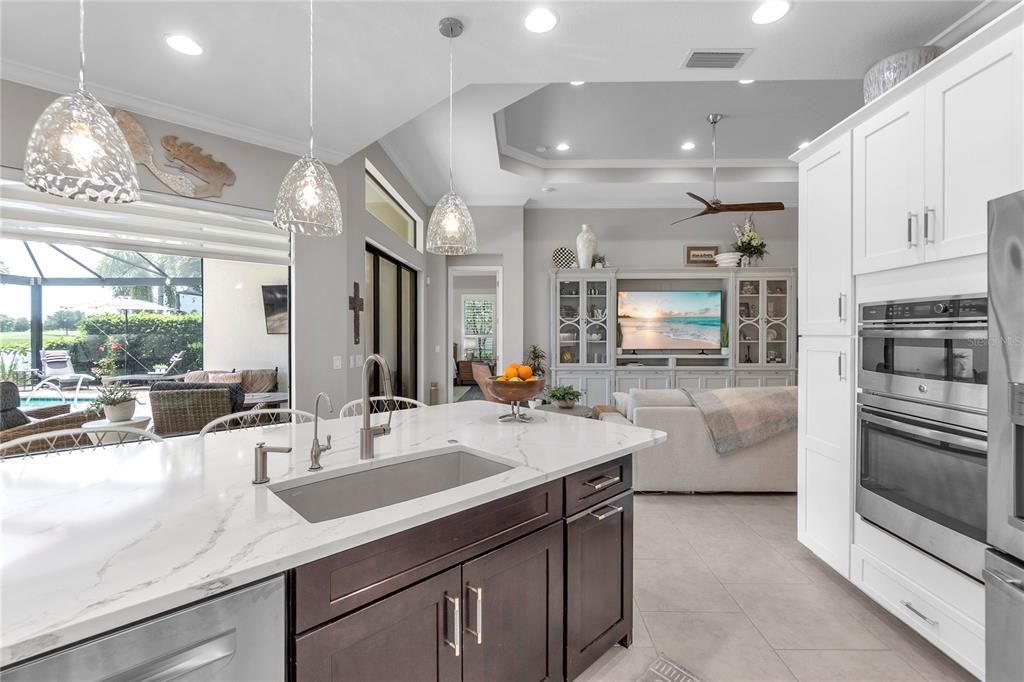 For Sale: $1,350,000 (3 beds, 3 baths, 2686 Square Feet)