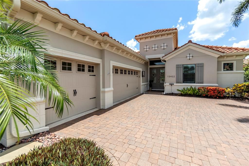 For Sale: $1,350,000 (3 beds, 3 baths, 2686 Square Feet)