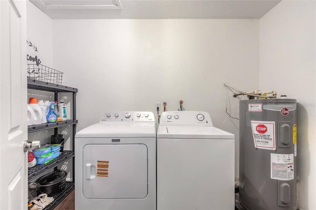 For Sale: $265,000 (3 beds, 1 baths, 1484 Square Feet)