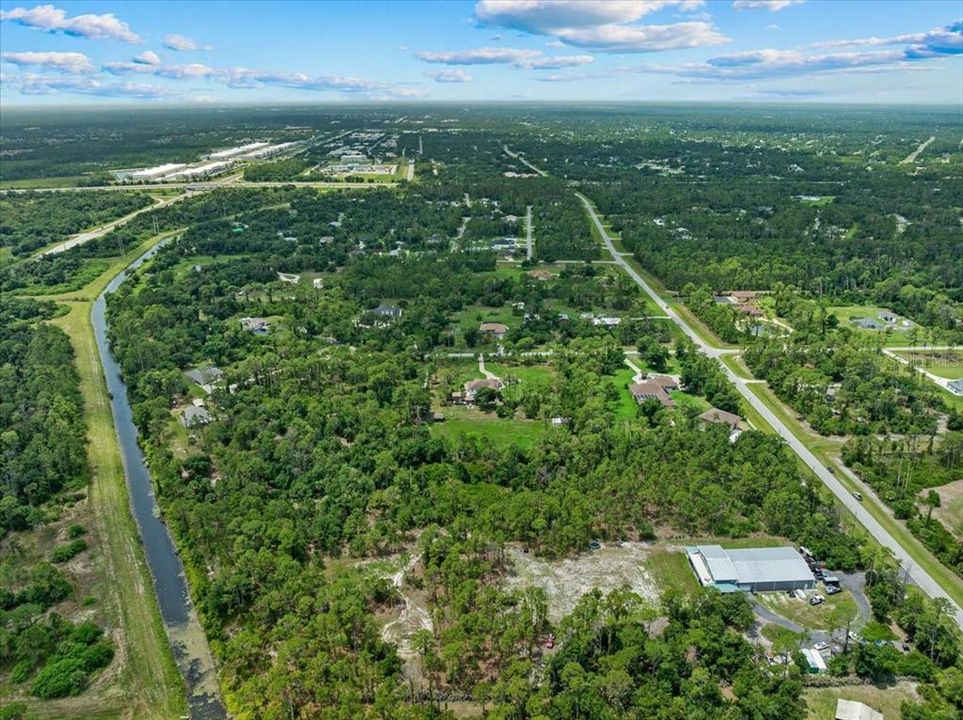 待售: $399,000 (5.37 acres)