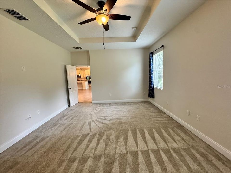 В аренду: $2,995 (4 спален, 2 ванн, 2300 Квадратных фут)