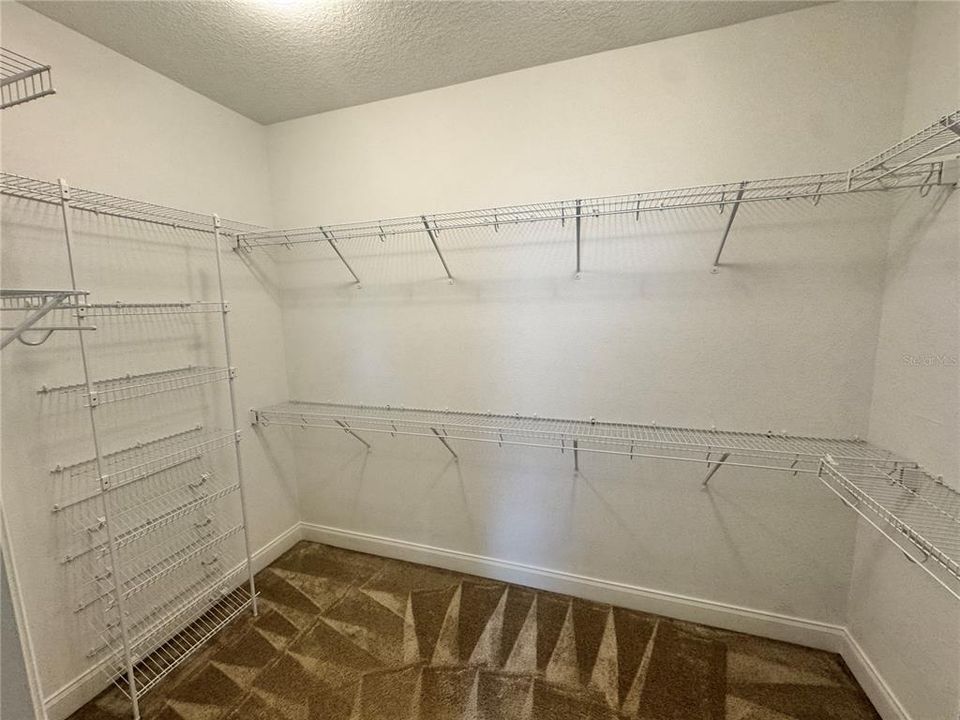 В аренду: $2,995 (4 спален, 2 ванн, 2300 Квадратных фут)