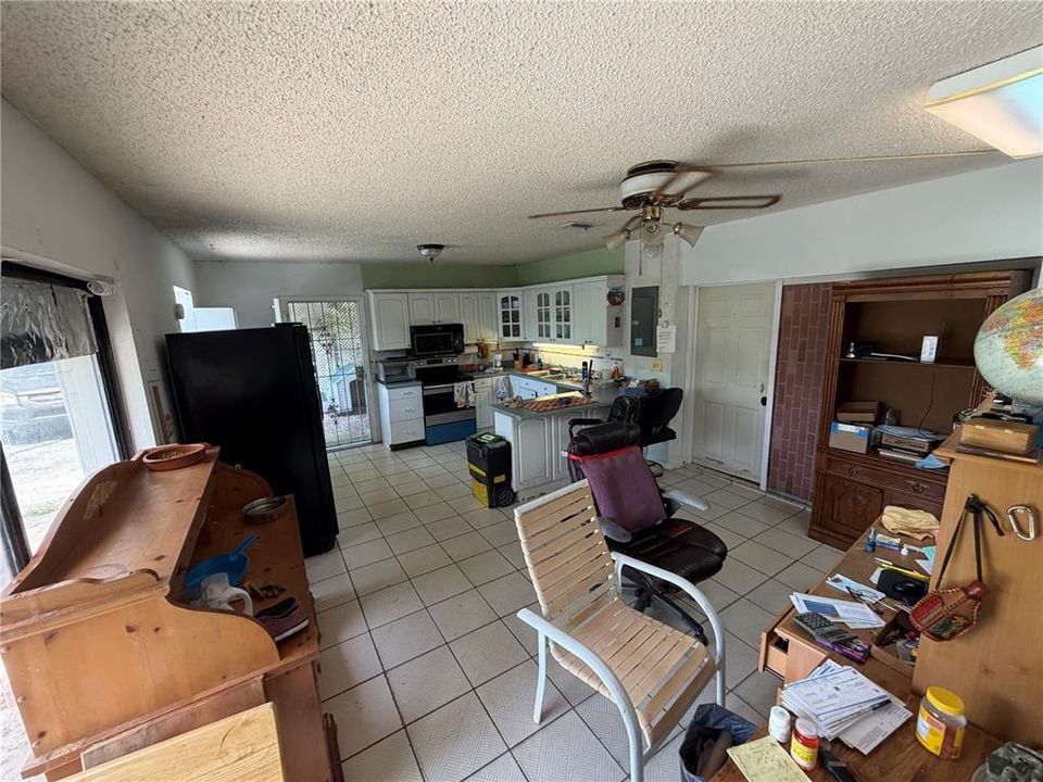 For Sale: $492,900 (3 beds, 2 baths, 1477 Square Feet)