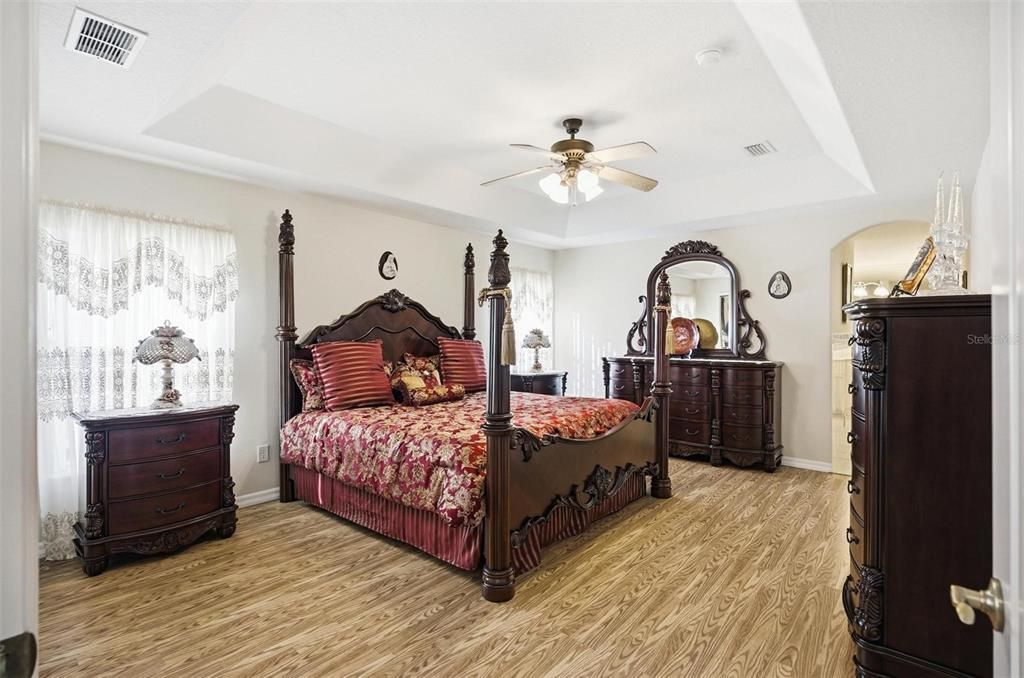 For Sale: $445,000 (3 beds, 3 baths, 2849 Square Feet)