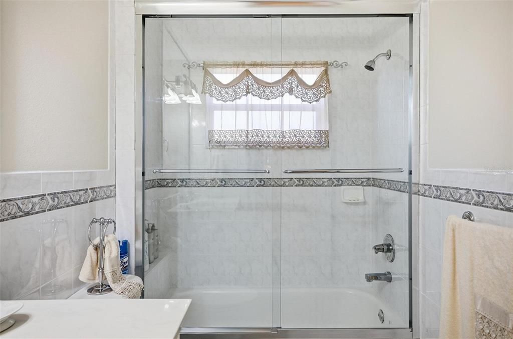 For Sale: $445,000 (3 beds, 3 baths, 2849 Square Feet)
