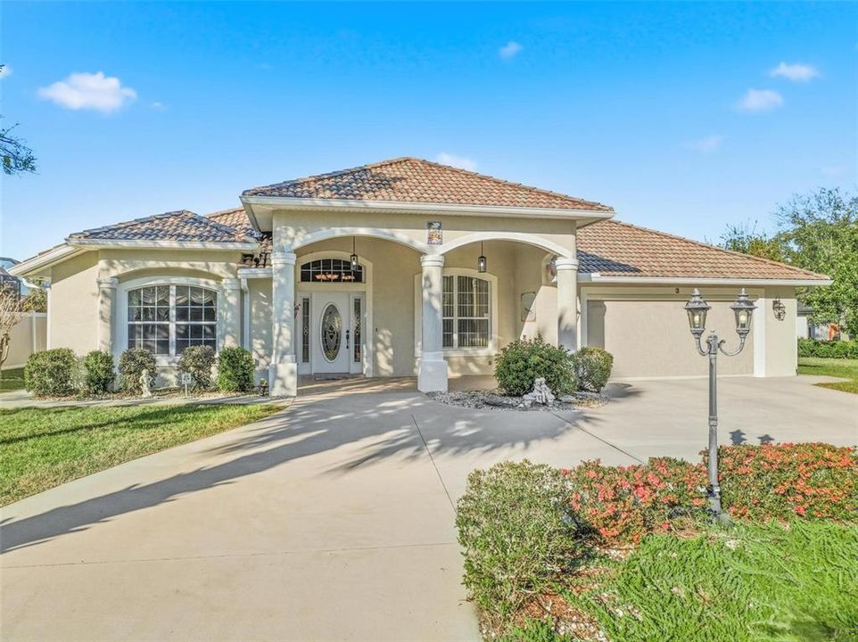 For Sale: $445,000 (3 beds, 3 baths, 2849 Square Feet)