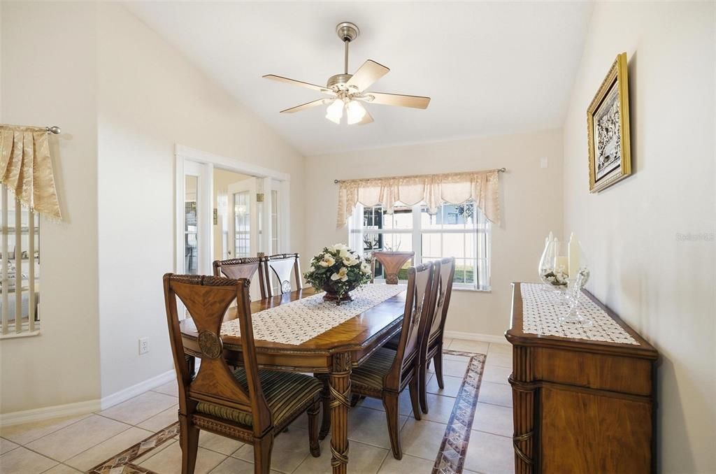 For Sale: $445,000 (3 beds, 3 baths, 2849 Square Feet)