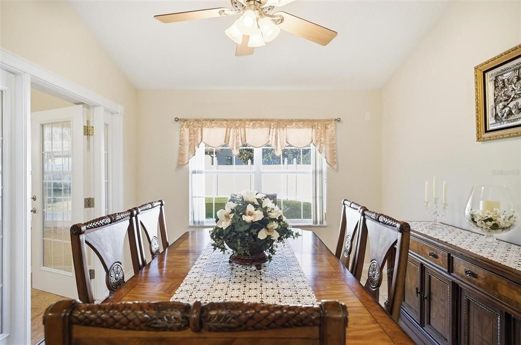 For Sale: $445,000 (3 beds, 3 baths, 2849 Square Feet)