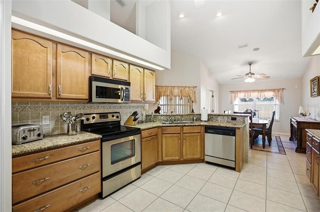 For Sale: $445,000 (3 beds, 3 baths, 2849 Square Feet)