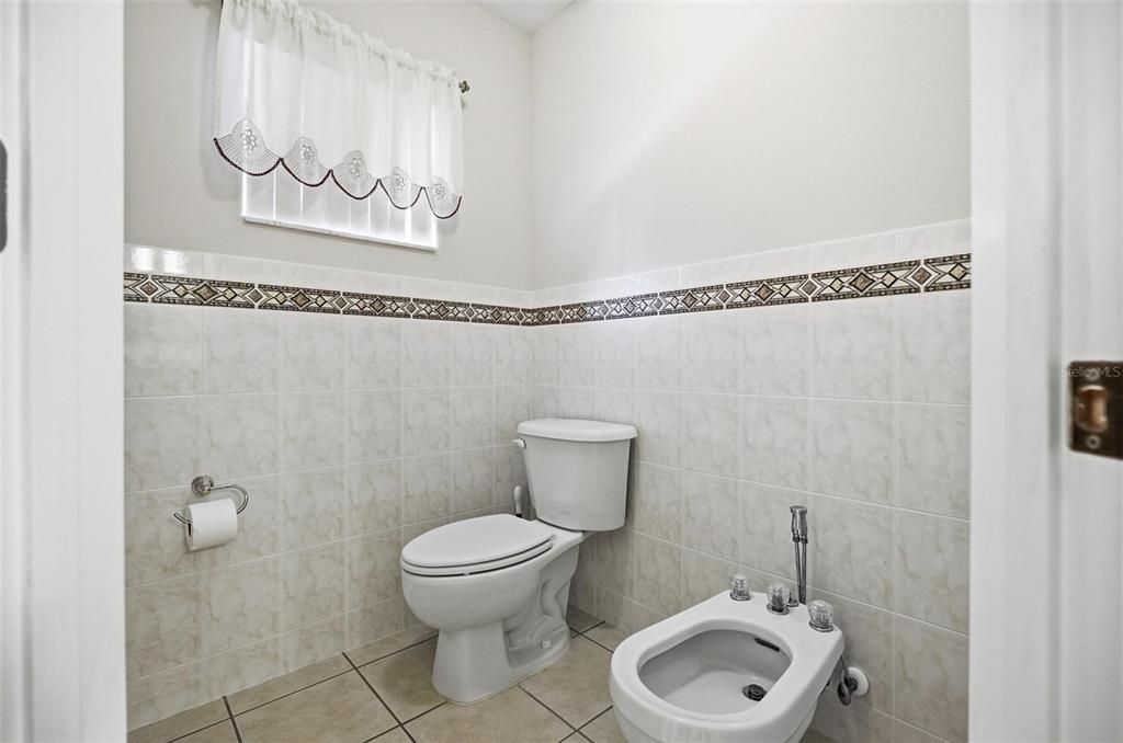 For Sale: $445,000 (3 beds, 3 baths, 2849 Square Feet)