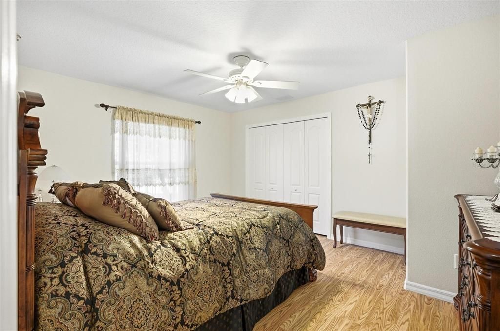 For Sale: $445,000 (3 beds, 3 baths, 2849 Square Feet)