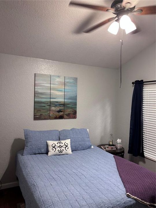En Venta: $320,000 (3 camas, 2 baños, 1687 Pies cuadrados)