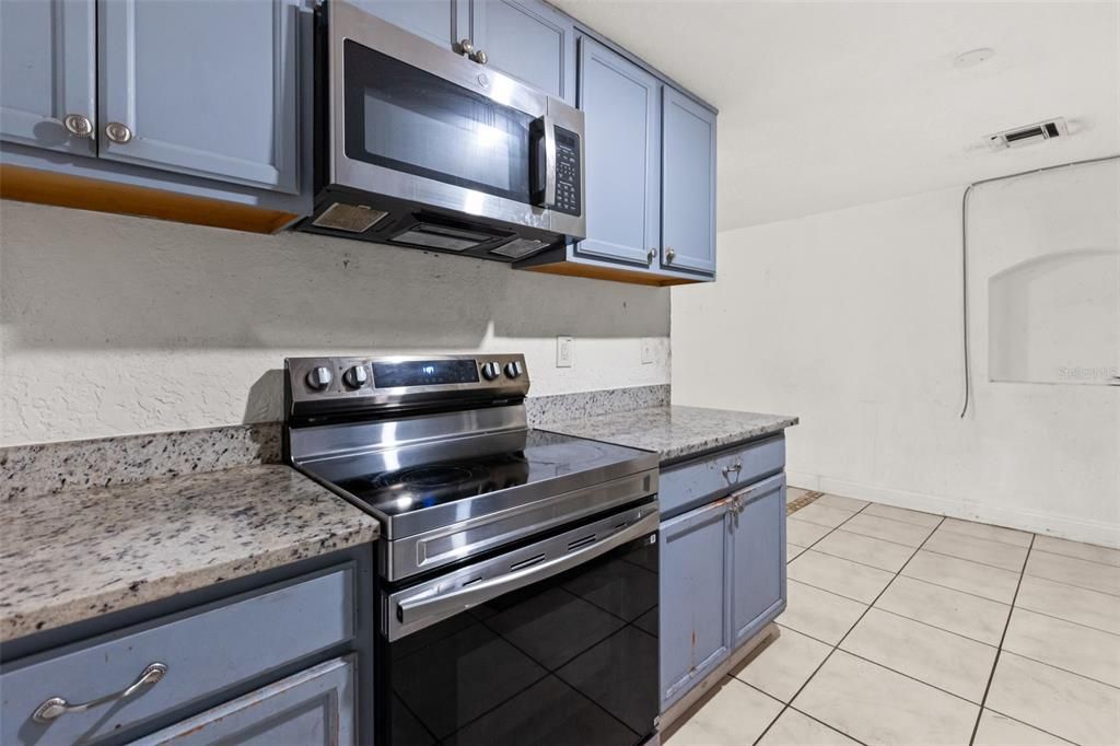 En Venta: $265,000 (3 camas, 2 baños, 1199 Pies cuadrados)