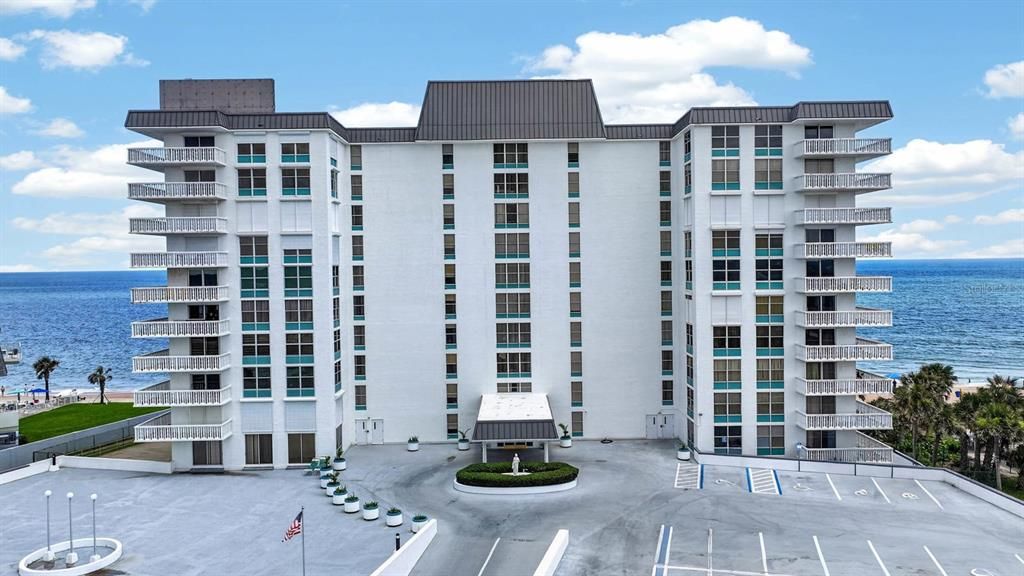 For Sale: $479,999 (2 beds, 2 baths, 1227 Square Feet)