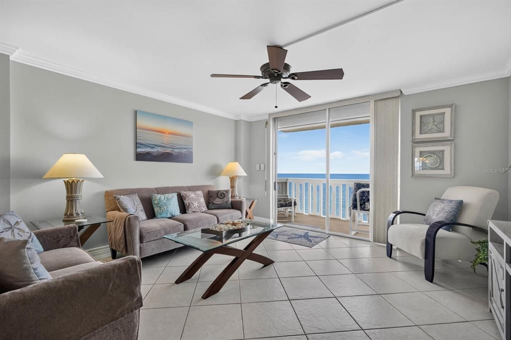 For Sale: $479,999 (2 beds, 2 baths, 1227 Square Feet)