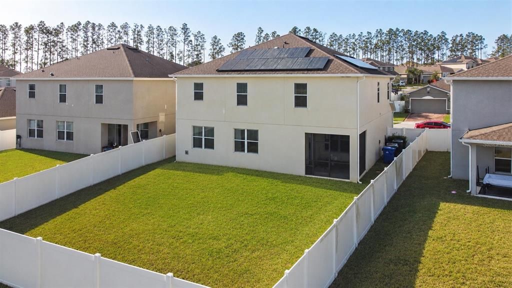 For Sale: $589,000 (6 beds, 3 baths, 3056 Square Feet)