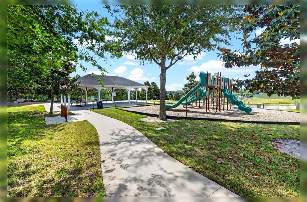 For Sale: $589,000 (6 beds, 3 baths, 3056 Square Feet)