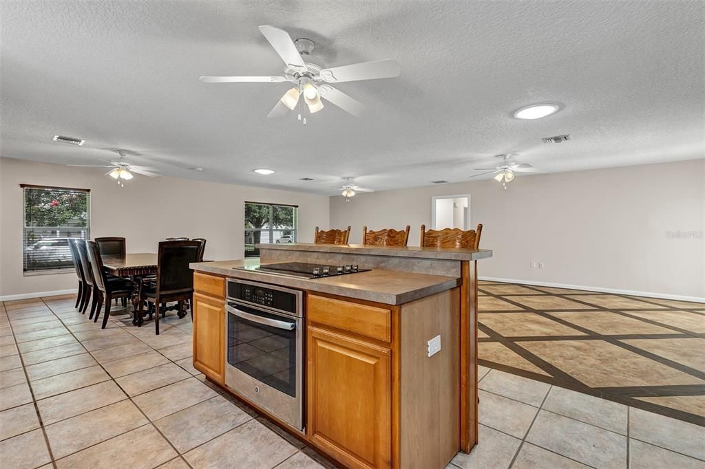 For Sale: $579,900 (4 beds, 2 baths, 2152 Square Feet)