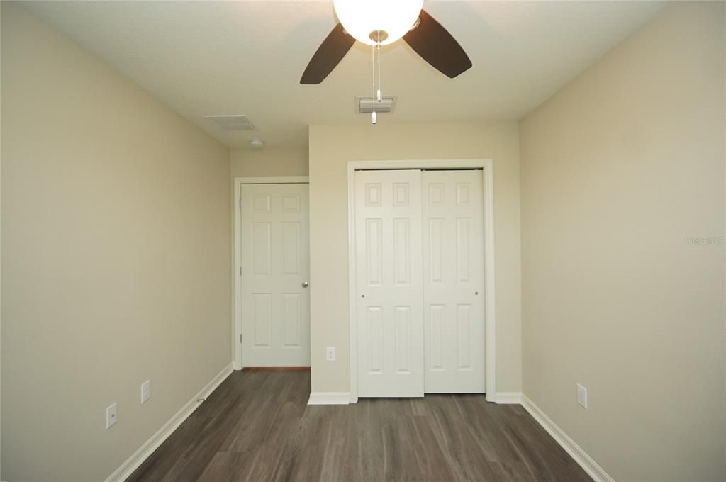 For Rent: $2,100 (3 beds, 2 baths, 1400 Square Feet)
