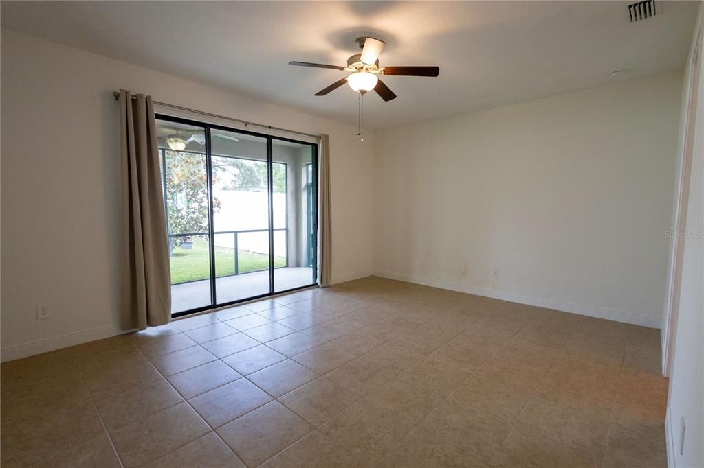 En Venta: $399,999 (3 camas, 2 baños, 2080 Pies cuadrados)