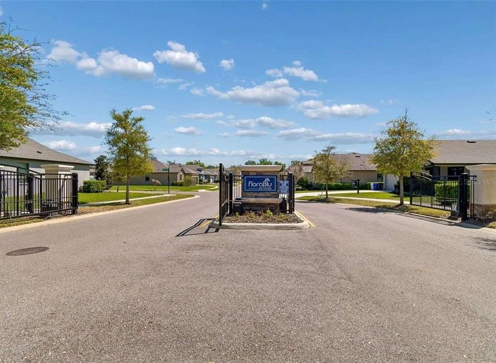 En Venta: $399,999 (3 camas, 2 baños, 2080 Pies cuadrados)