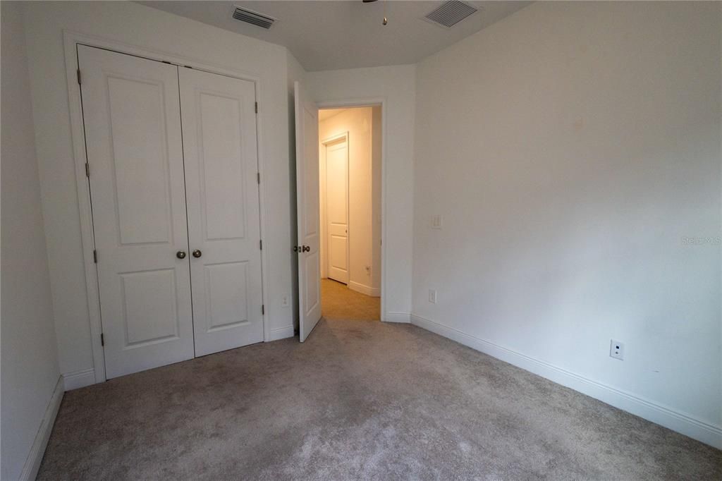 En Venta: $399,999 (3 camas, 2 baños, 2080 Pies cuadrados)