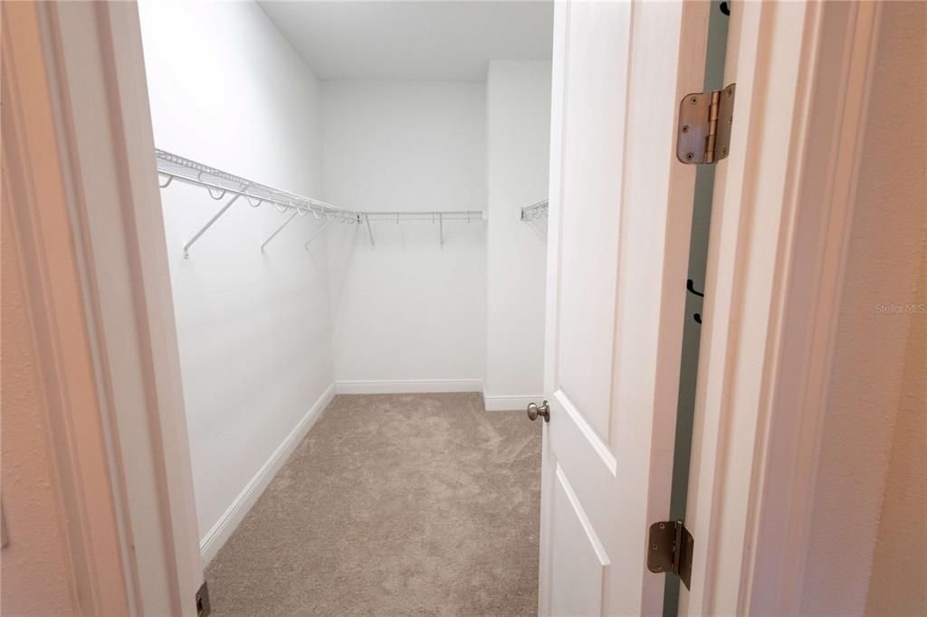 En Venta: $399,999 (3 camas, 2 baños, 2080 Pies cuadrados)
