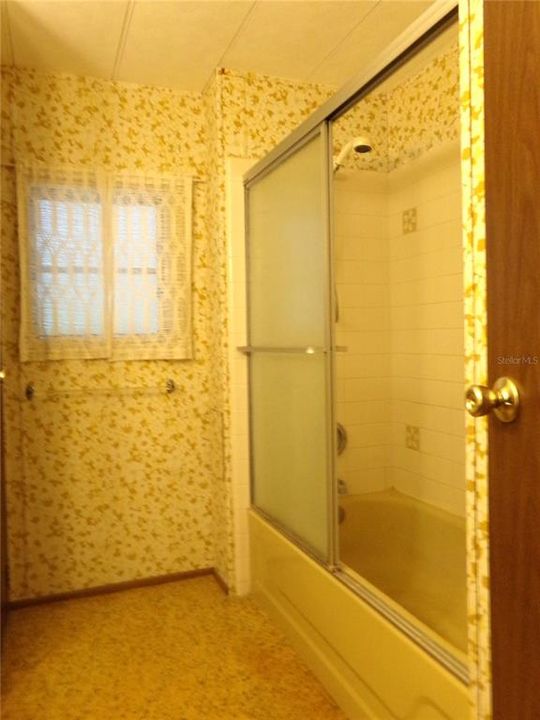 На продажу: $235,000 (2 спален, 2 ванн, 1104 Квадратных фут)