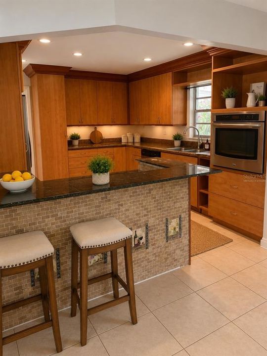 Activo con contrato: $280,000 (2 camas, 2 baños, 1300 Pies cuadrados)