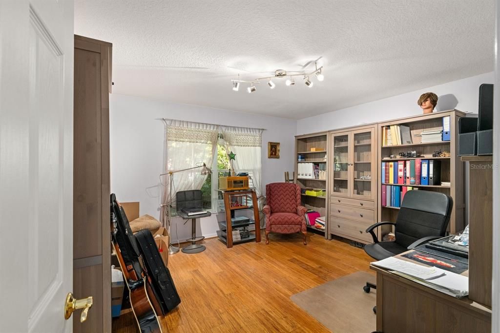For Sale: $649,000 (4 beds, 2 baths, 2224 Square Feet)