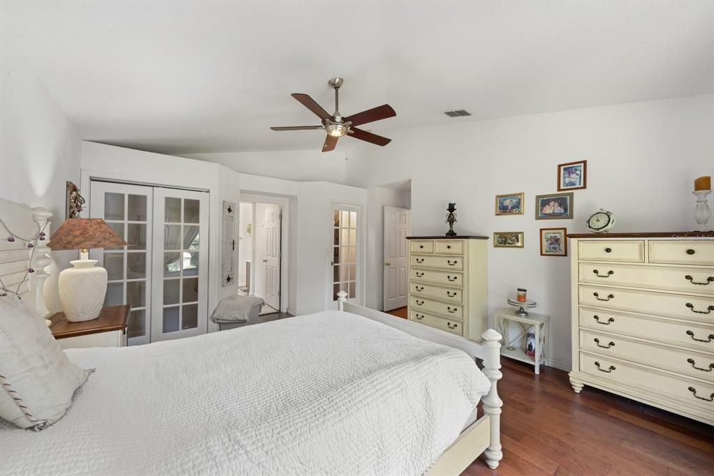 For Sale: $649,000 (4 beds, 2 baths, 2224 Square Feet)