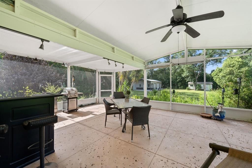 For Sale: $649,000 (4 beds, 2 baths, 2224 Square Feet)