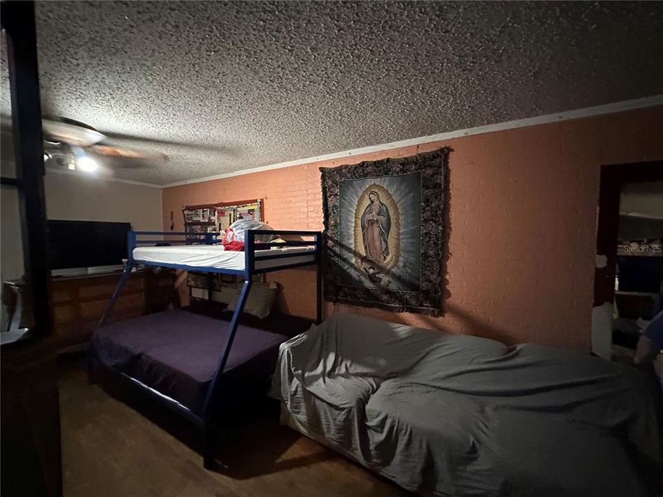 En Venta: $74,990 (3 camas, 1 baños, 1143 Pies cuadrados)