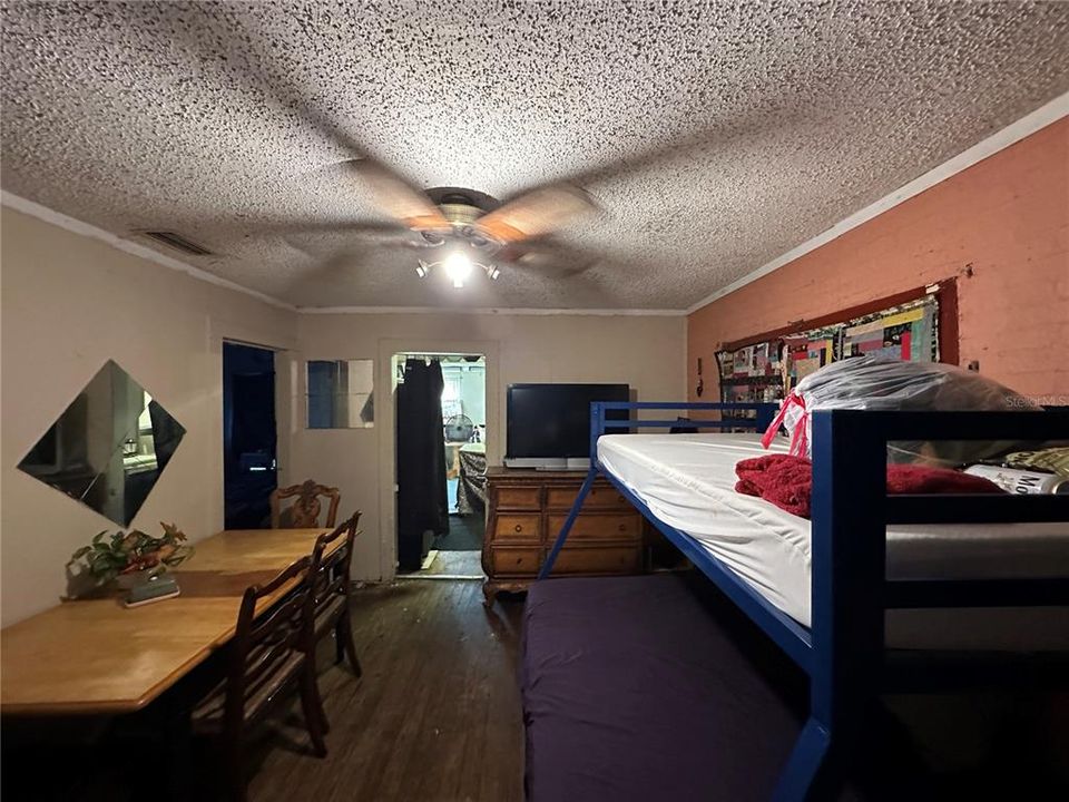 En Venta: $74,990 (3 camas, 1 baños, 1143 Pies cuadrados)